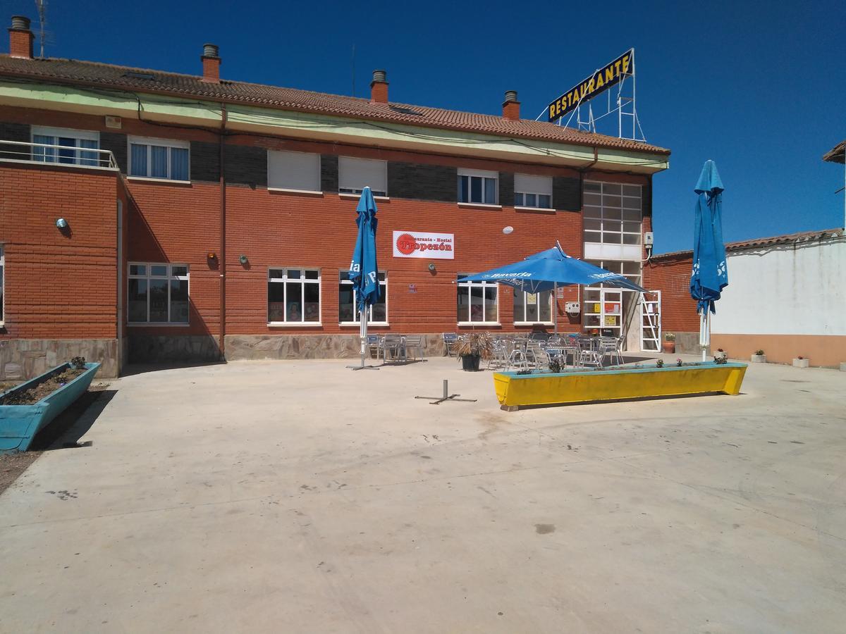 Hostal El Tropezon Matallana de Valmadrigal Exterior photo